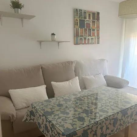 Apartamento En El Centro * هويلفا